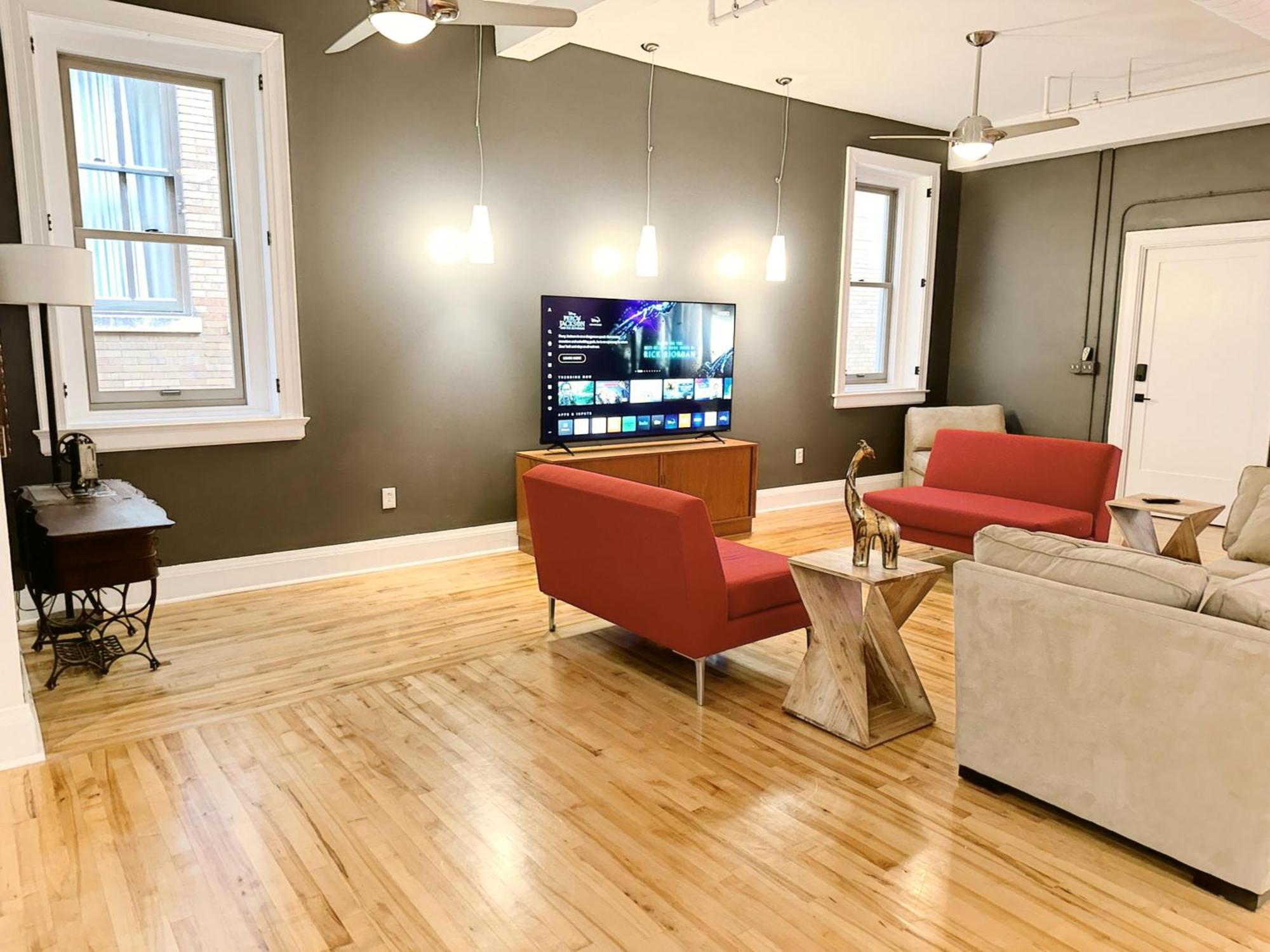 The Historic Lyric Penthouse With Private Rooftop シンシナティ エクステリア 写真