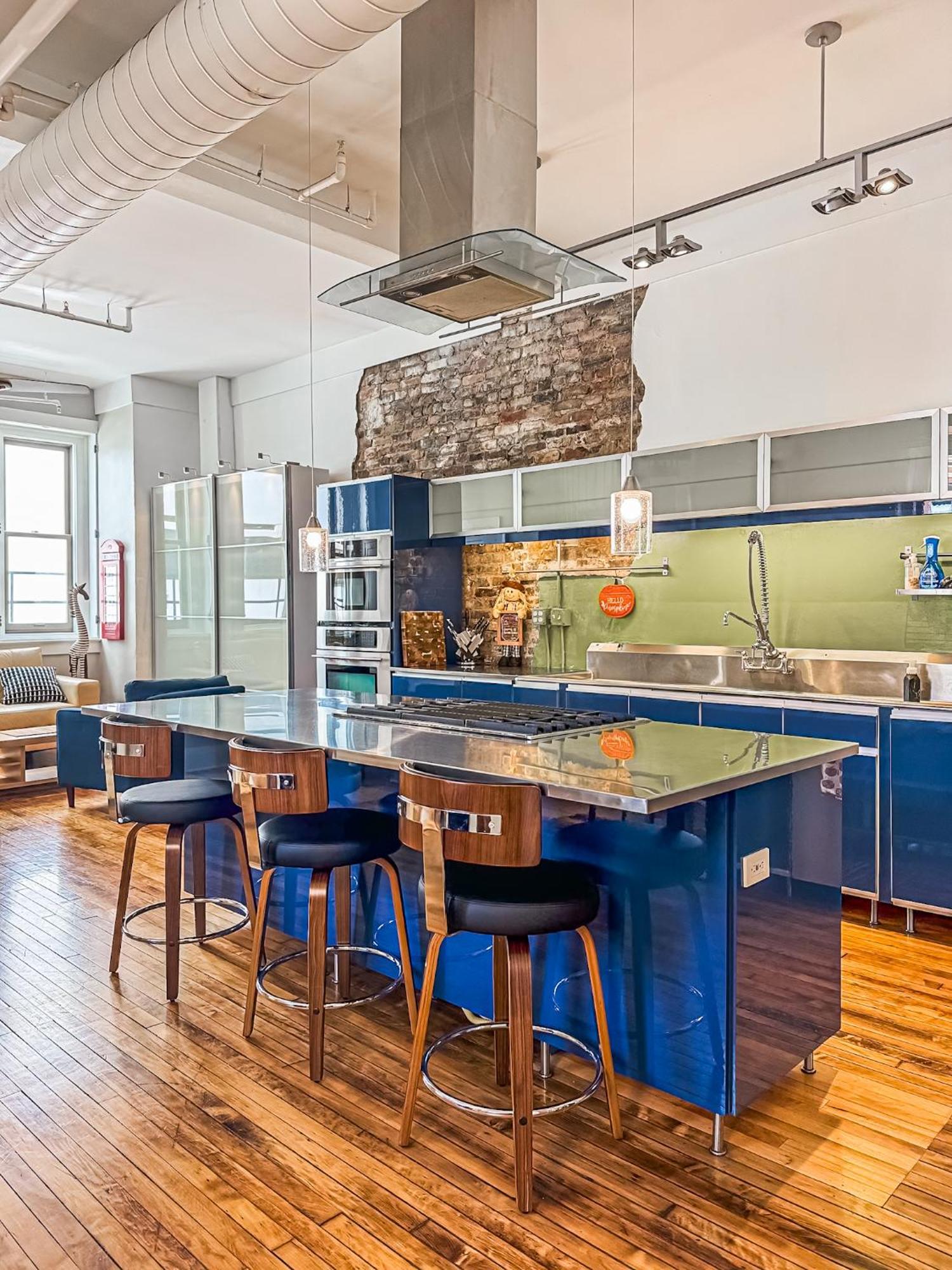 The Historic Lyric Penthouse With Private Rooftop シンシナティ エクステリア 写真