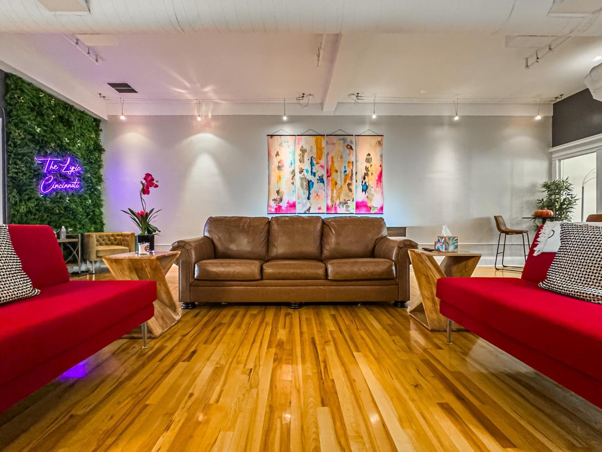 The Historic Lyric Penthouse With Private Rooftop シンシナティ エクステリア 写真