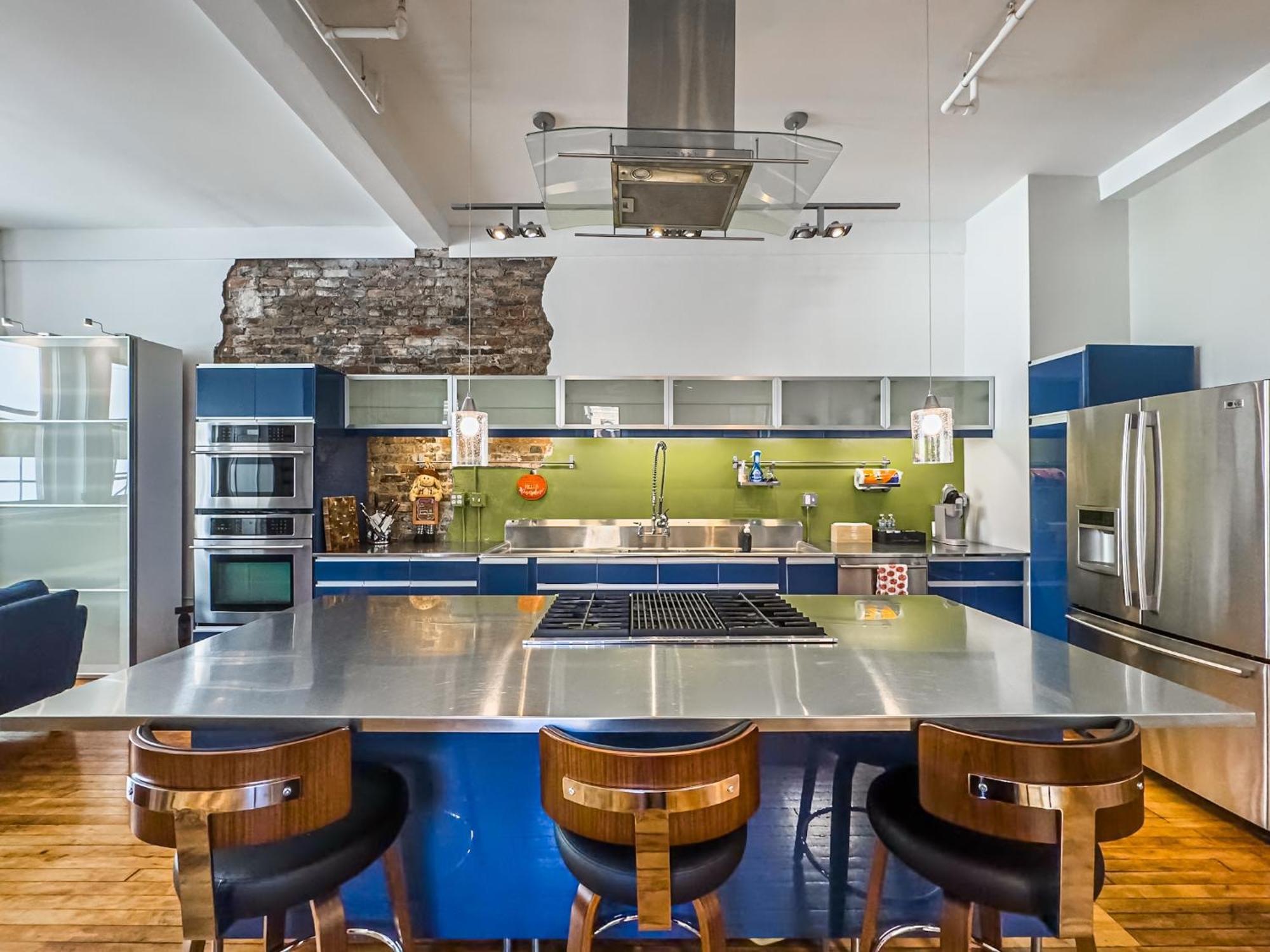 The Historic Lyric Penthouse With Private Rooftop シンシナティ エクステリア 写真