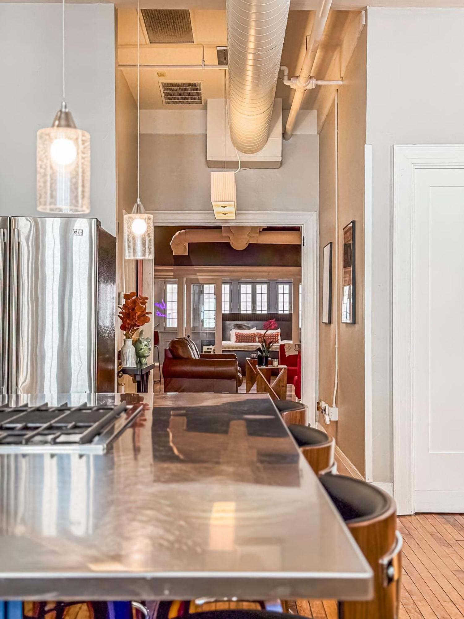 The Historic Lyric Penthouse With Private Rooftop シンシナティ エクステリア 写真