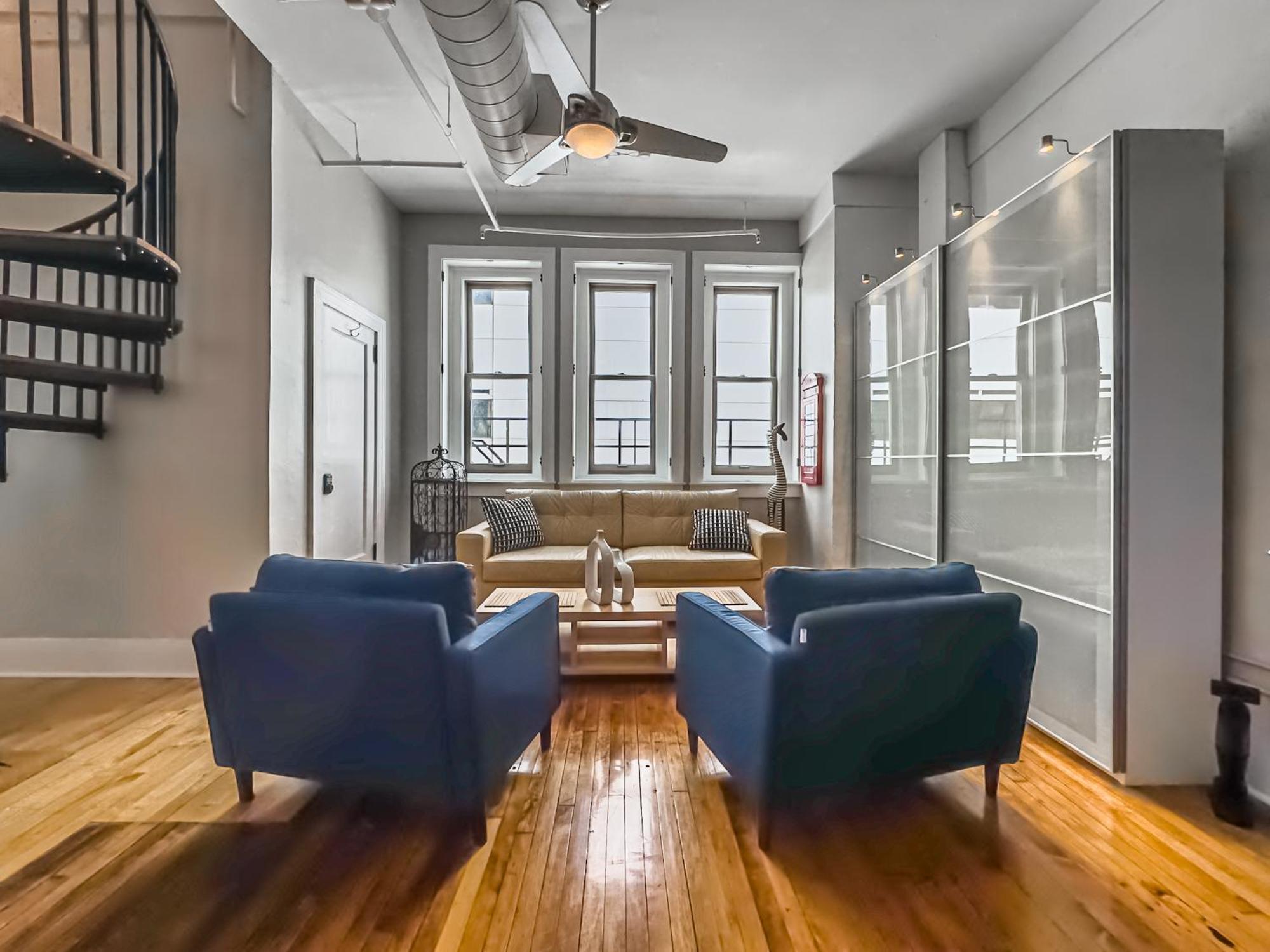 The Historic Lyric Penthouse With Private Rooftop シンシナティ エクステリア 写真